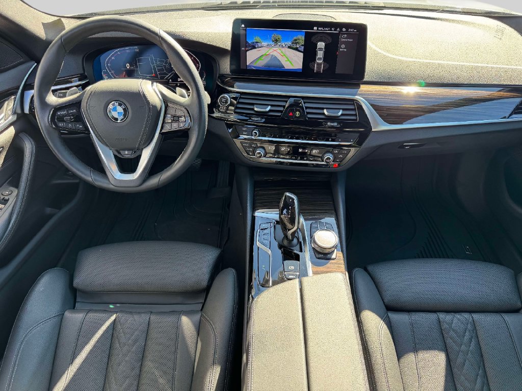 Used 2021 BMW 530i xDrive w/ Convenience Package AWD/4WD image 14
