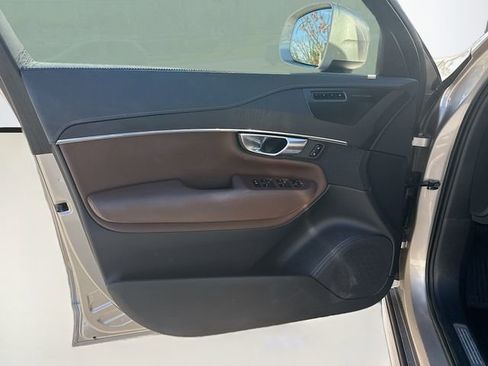Used 2023 Volvo XC90 B6 Ultimate image 24