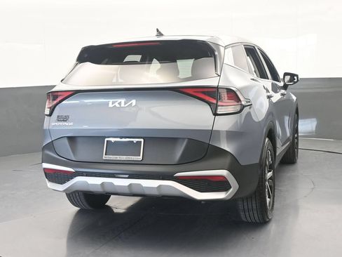 Used 2025 Kia Sportage EX FWD image 5