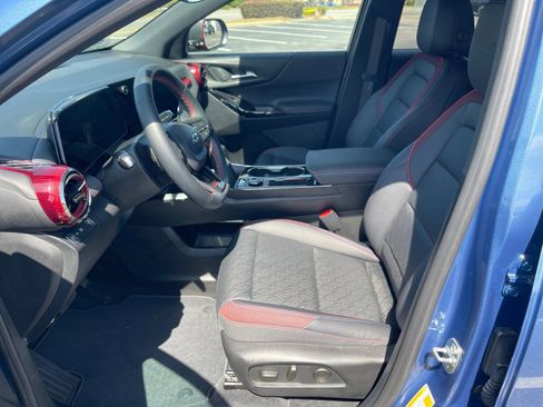 Used 2026 Chevrolet Equinox RS image 10