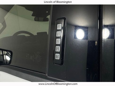 Used 2025 Ford F150 Lightning Lariat image 34