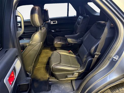 Used 2022 Ford Explorer ST w/ Equipment Group 401A image 23