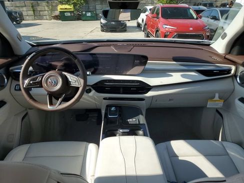New 2026 Buick Enclave Avenir w/ Super Cruise Package FWD image 12