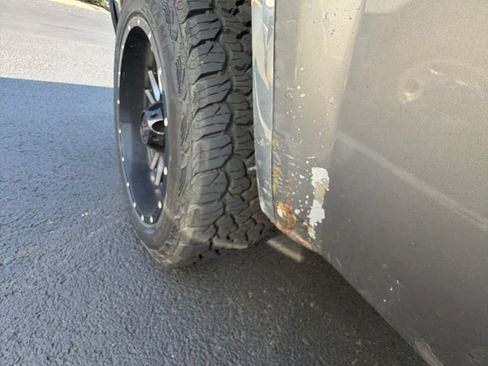 Used 2009 GMC Sierra 1500 SLE AWD/4WD image 16