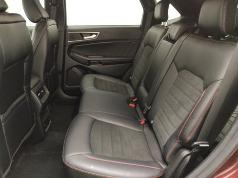 Used 2024 Ford Edge ST-Line w/ Cargo Accessory Package AWD/4WD image 18