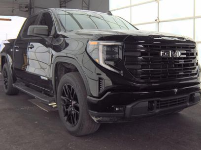 Used 2023 GMC Sierra 1500 Elevation w/ LPO, Elevation Black Package