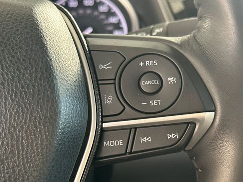 Used 2024 Toyota Camry XLE AWD/4WD image 30