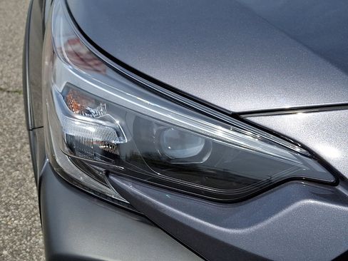 Certified 2025 Subaru Outback Premium image 9