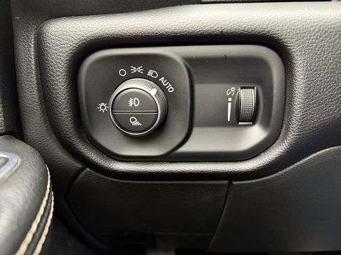 Used 2024 RAM 2500 Big Horn image 19