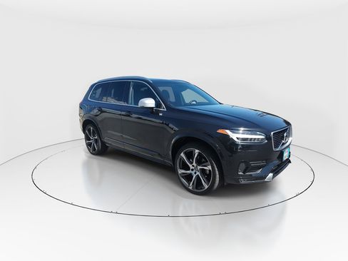 Used 2019 Volvo XC90 T6 R-Design w/ Advanced Package image 2