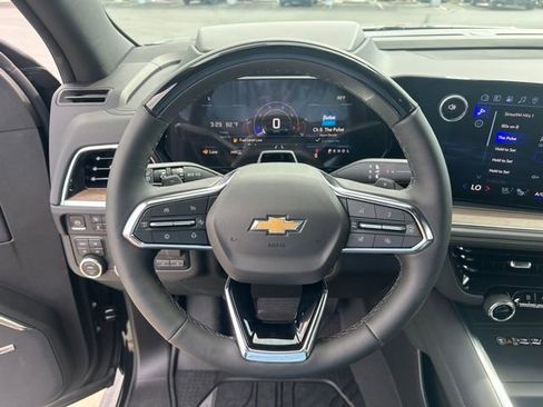 New 2026 Chevrolet Suburban High Country AWD/4WD image 6