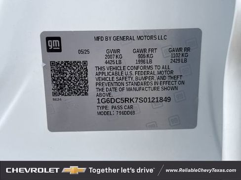 Used 2025 Cadillac CT4 Sport RWD image 35