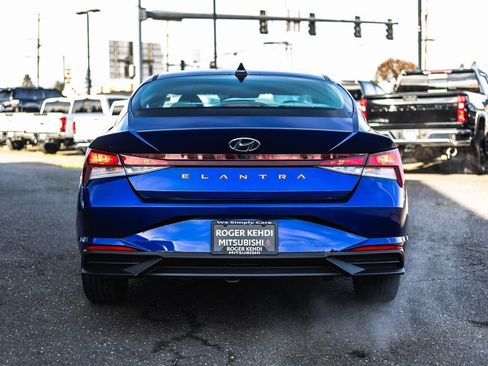 Used 2021 Hyundai Elantra SEL image 10