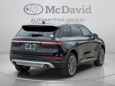 Certified 2022 Lincoln Corsair Reserve w/ Sport Package AWD/4WD image 7