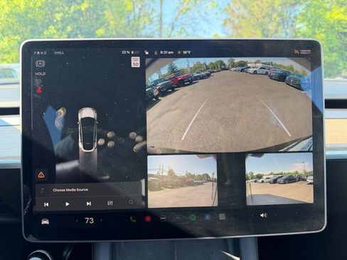 Used 2021 Tesla Model Y Long Range AWD/4WD image 16
