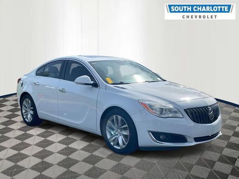 Used 2014 Buick Regal Premium image 3