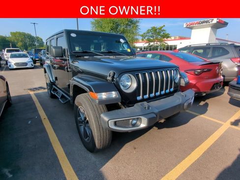 Used 2023 Jeep Wrangler Unlimited Sahara AWD/4WD image 3