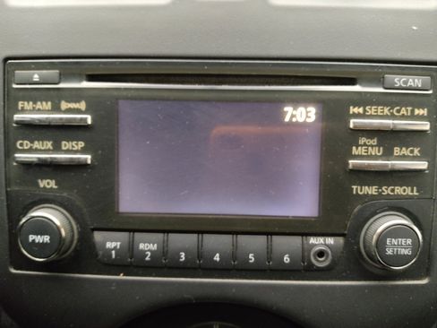 Used 2014 Nissan Versa Note SV w/ Convenience Package image 25