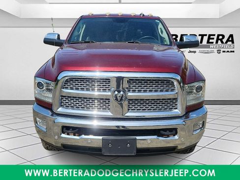 Used 2018 RAM 2500 Laramie w/ Convenience Group AWD/4WD image 2