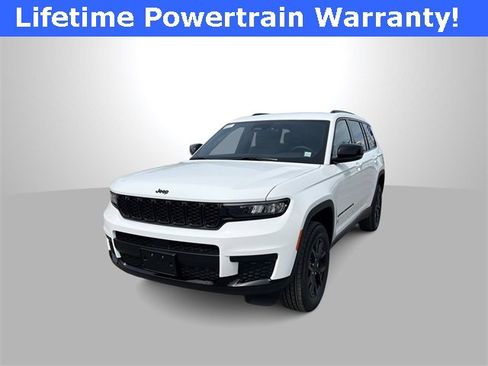 New 2025 Jeep Grand Cherokee L Altitude image 1