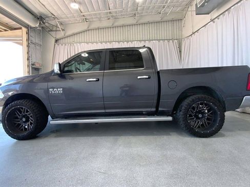 Used 2018 RAM 1500 Lone Star image 26