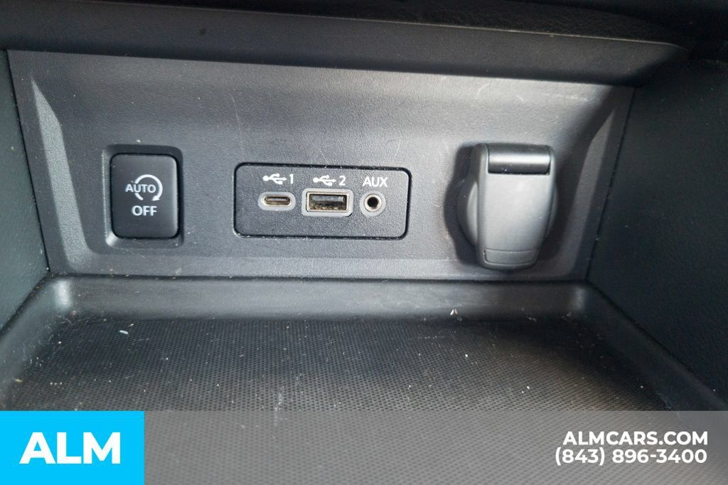 Used 2024 Nissan Sentra SV FWD image 26