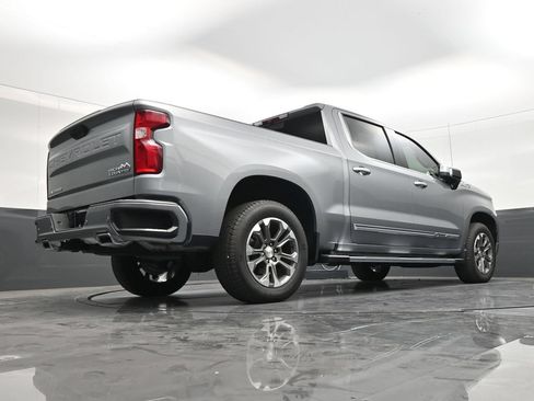 Used 2024 Chevrolet Silverado 1500 High Country RWD image 24