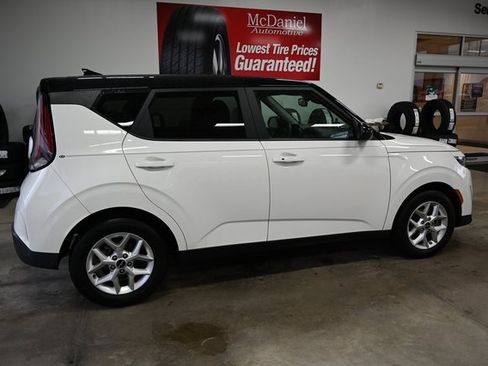 Used 2023 Kia Soul S image 5
