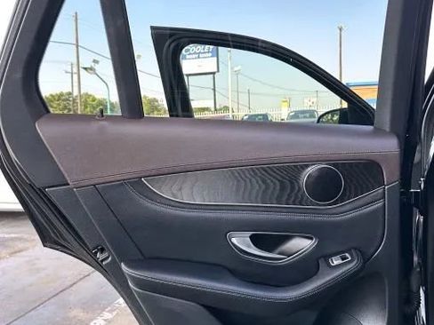 Used 2016 Mercedes-Benz GLC 300 GLC 300 Sport Utility 4D image 23
