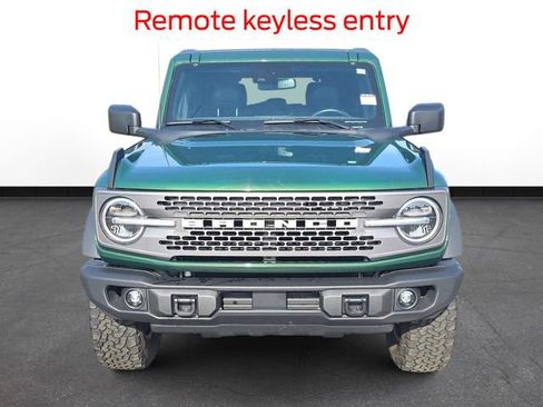 Used 2023 Ford Bronco Badlands image 3