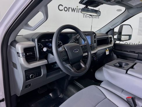 New 2026 Ford F350 XL image 3
