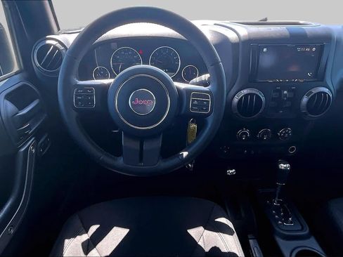 Used 2018 Jeep Wrangler Unlimited Sport S AWD/4WD image 6