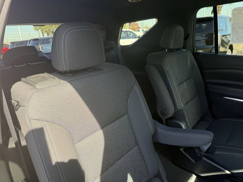 New 2026 Chevrolet Traverse LT w/ Midnight/Sport Edition image 37