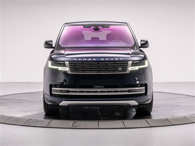 Used 2023 Land Rover Range Rover SE AWD/4WD image 8