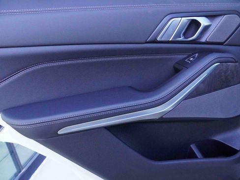 Certified 2025 BMW X5 sDrive40i w/ Premium Package image 32