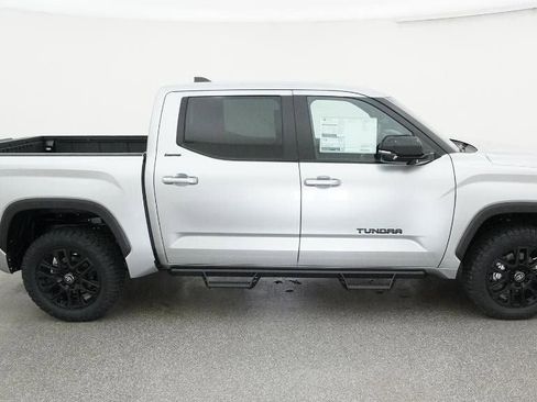 New 2026 Toyota Tundra Limited AWD/4WD image 11