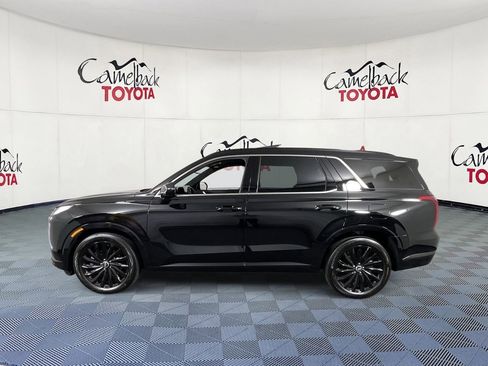 Used 2024 Hyundai Palisade Calligraphy image 4