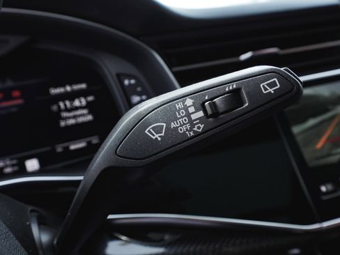 Used 2020 Audi SQ7 Prestige image 24