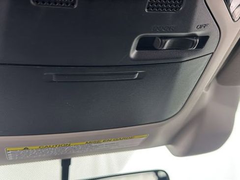 Used 2021 Subaru Outback 2.5i image 30