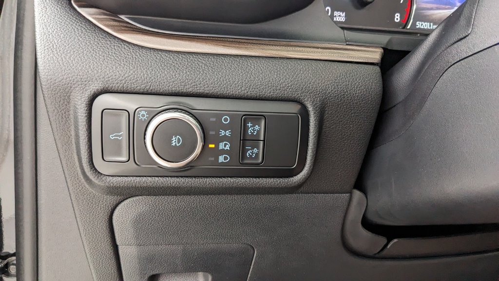 Certified 2024 Ford Explorer Limited w/ Limited Technology Package AWD/4WD image 23