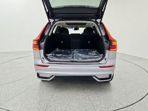 New 2026 Volvo XC60 B5 Plus w/ Protection Package Premier image 19