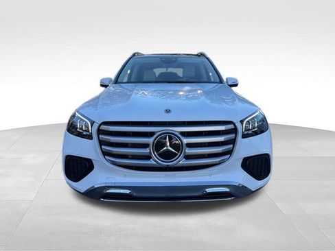 Used 2026 Mercedes-Benz GLS 450 4MATIC image 11
