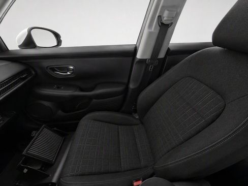 Used 2023 Honda HR-V LX image 25