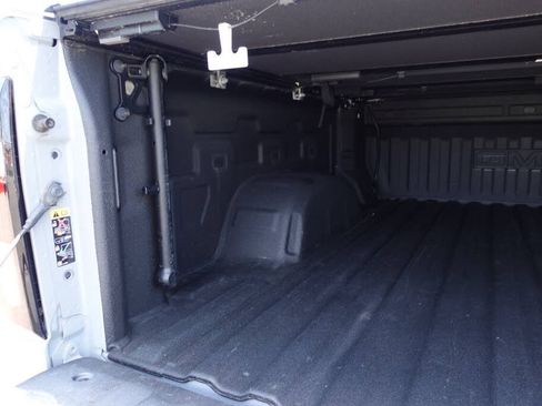 Used 2024 GMC Sierra 1500 Elevation w/ Preferred Package AWD/4WD image 30