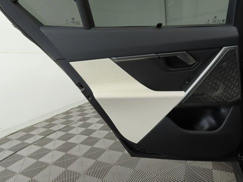 Certified 2024 BMW i5 eDrive40i w/ Executive Package image 26