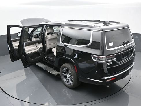 Used 2024 Jeep Grand Wagoneer L 4WD image 70