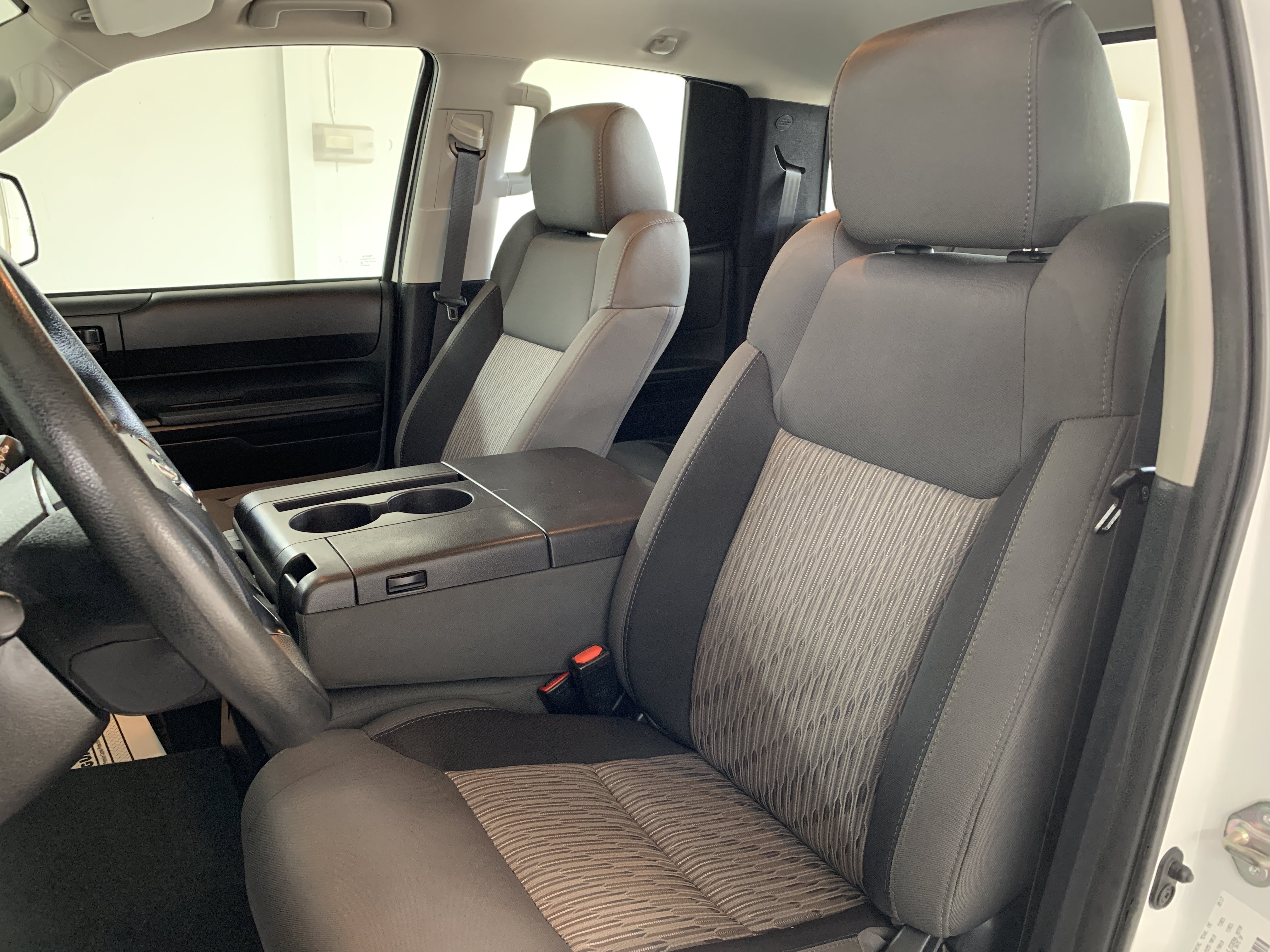 Used 2017 Toyota Tundra SR AWD/4WD image 14
