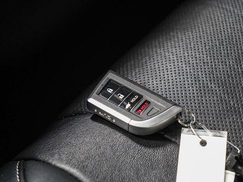 Certified 2022 Acura MDX FWD w/ Technology Package image 32