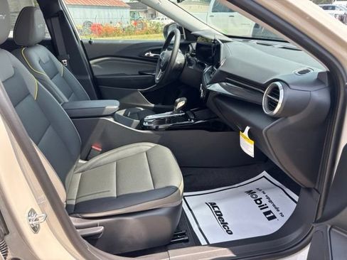 New 2026 Chevrolet Trax ACTIV w/ Driver Confidence Package FWD image 22