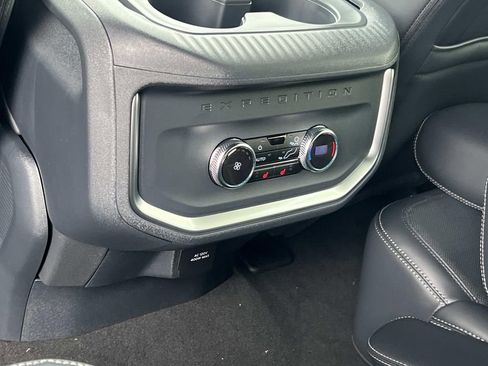 New 2026 Ford Expedition Max Platinum w/ Stealth Appearance Package image 15